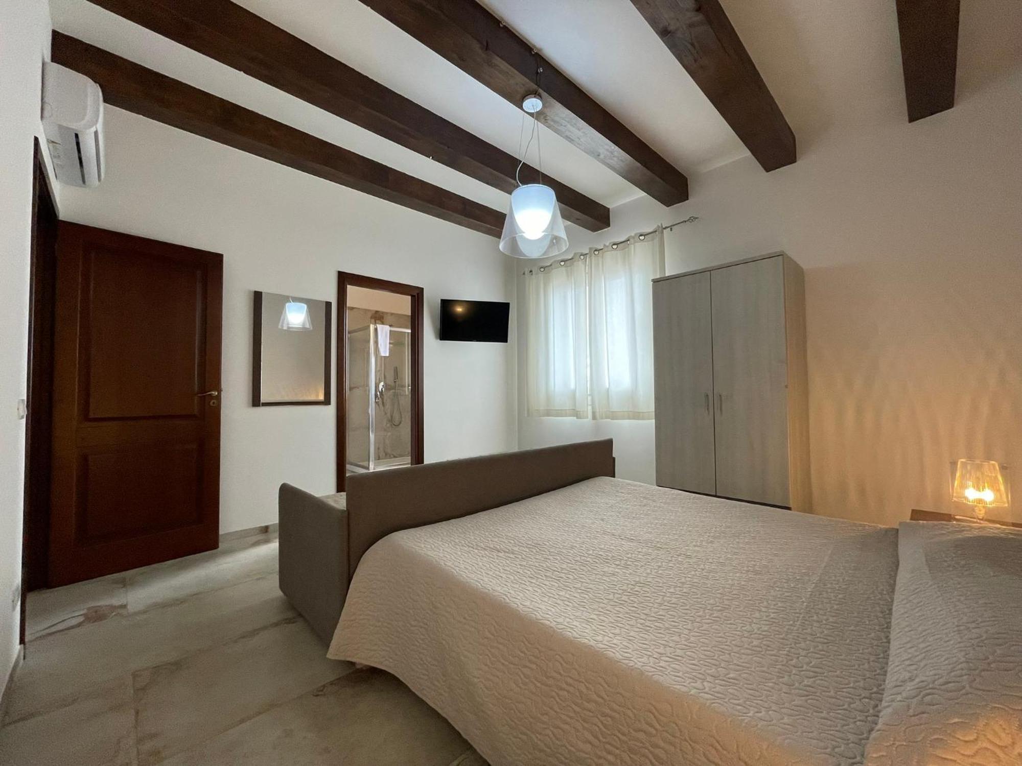Villa Antonia - Vasca Idromassaggio Terrazza Vista Mare 산비토로카포 외부 사진