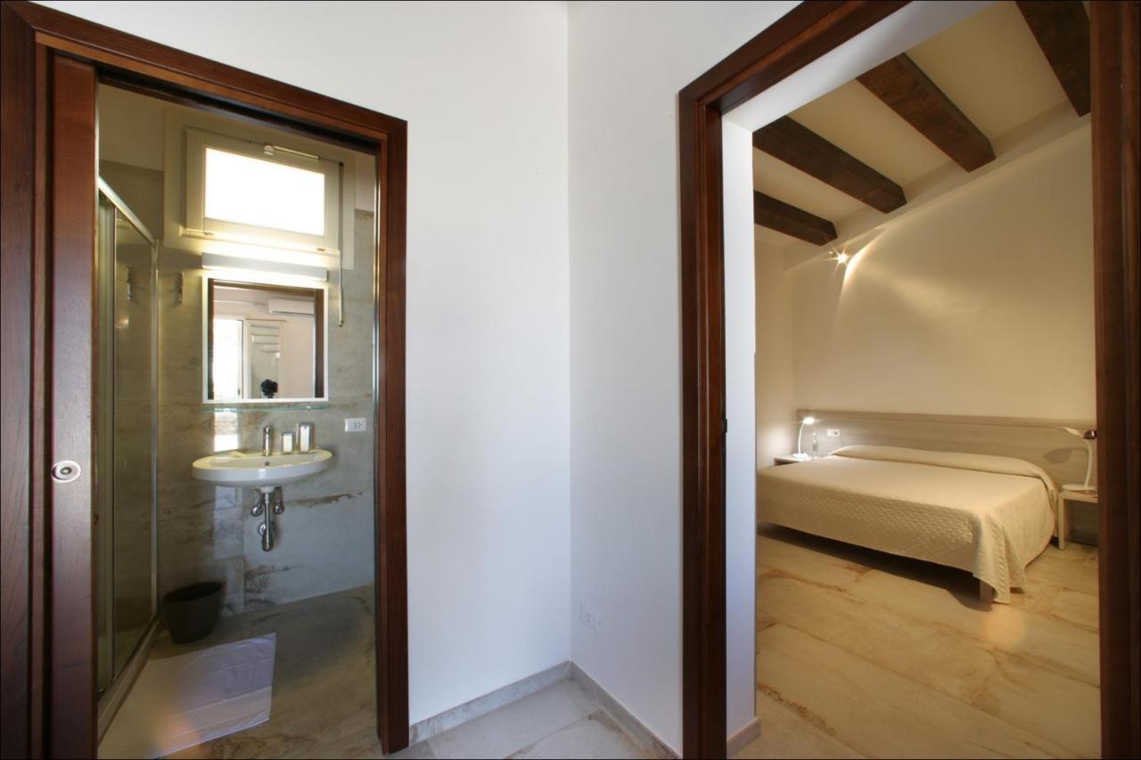 Villa Antonia - Vasca Idromassaggio Terrazza Vista Mare 산비토로카포 외부 사진