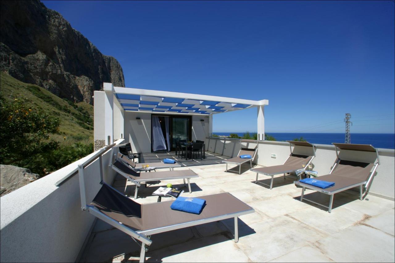 Villa Antonia - Vasca Idromassaggio Terrazza Vista Mare 산비토로카포 외부 사진