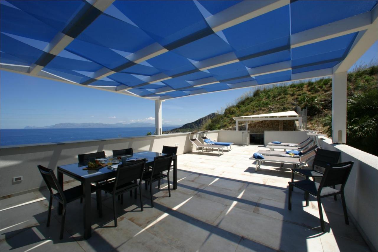 Villa Antonia - Vasca Idromassaggio Terrazza Vista Mare 산비토로카포 외부 사진