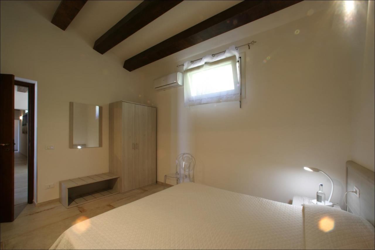 Villa Antonia - Vasca Idromassaggio Terrazza Vista Mare 산비토로카포 외부 사진